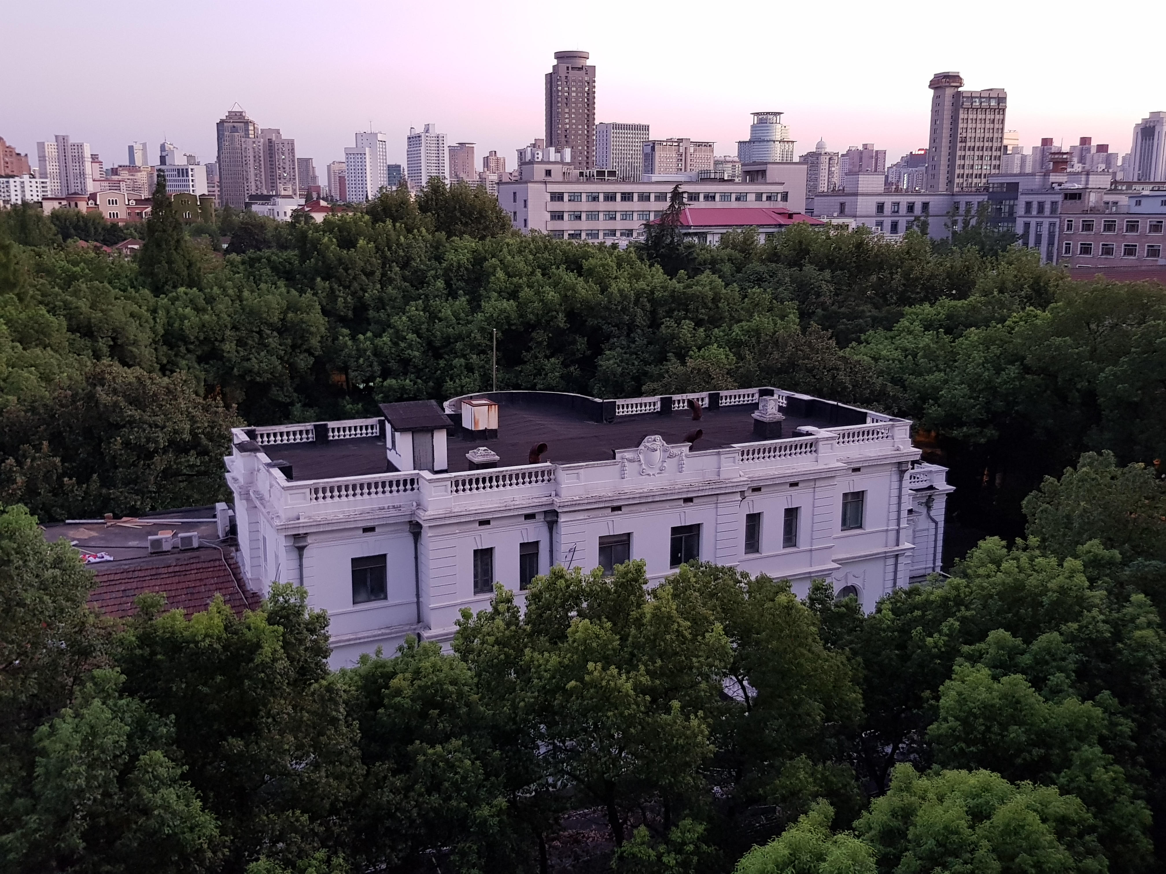 Abendrot und Weißes Haus